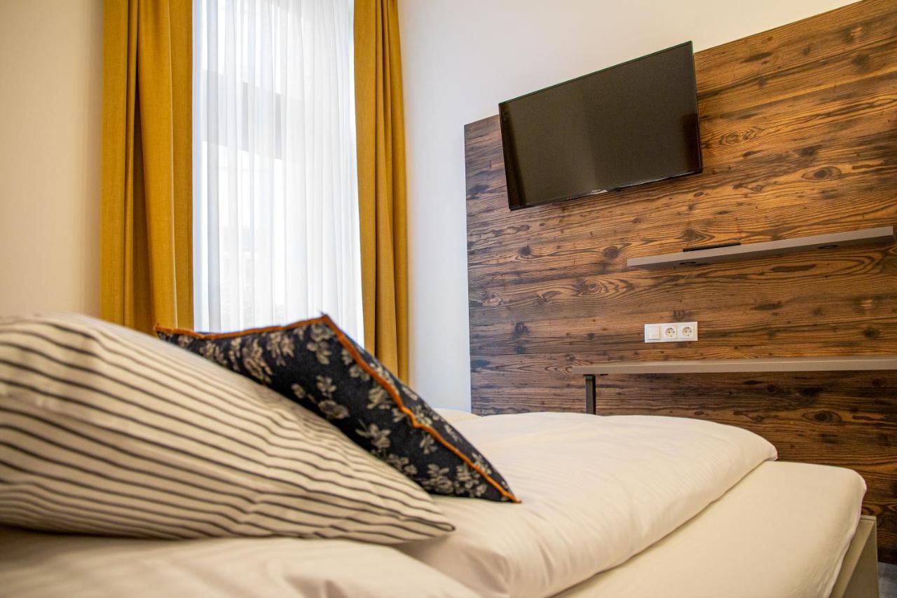 City Hotel באמברג מראה חיצוני תמונה
